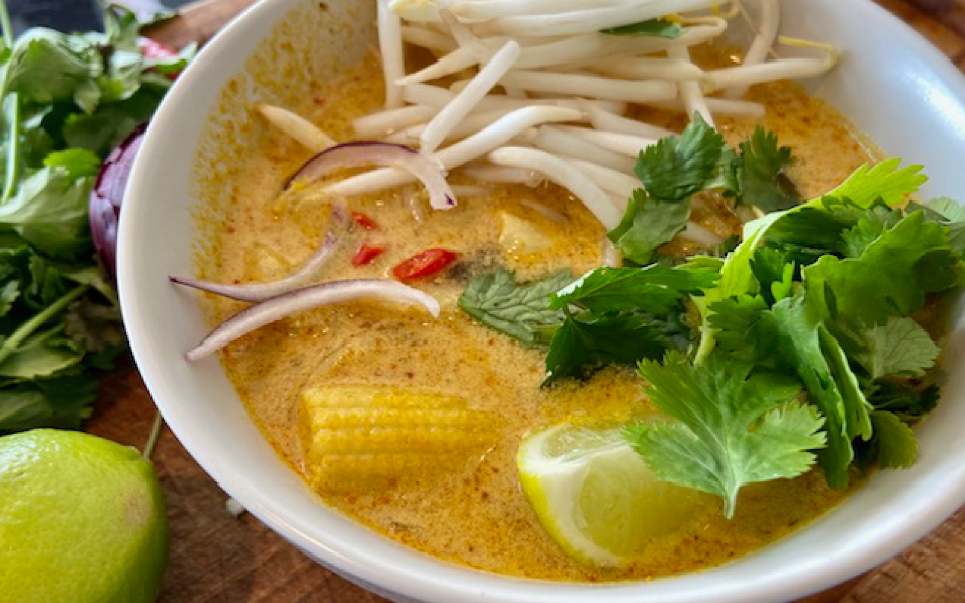 Thai Chicken & Vegetable Soup/Bowl 